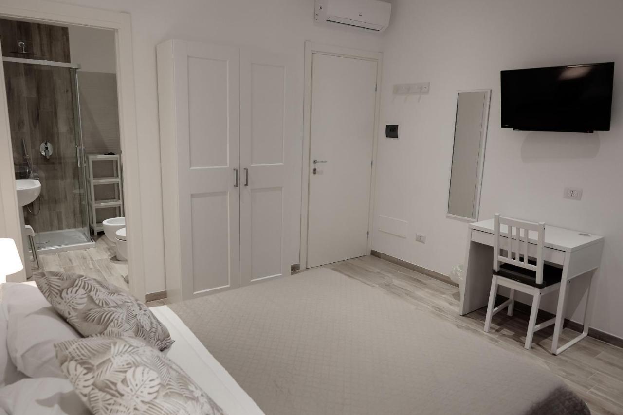 Central Guest House Civitavecchia Eksteriør bilde